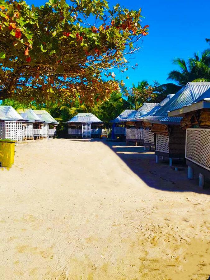 Vacation Beach Fales Hotel Manase Exterior photo